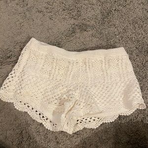 Divided white croche bottoms.